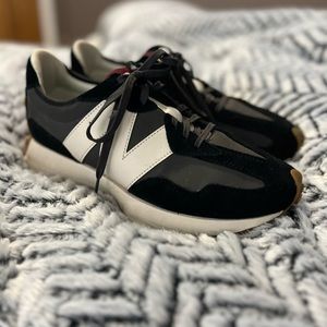 Women’s New Balance Size 10